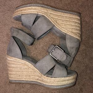 Universal Thread Wedge - Size 9